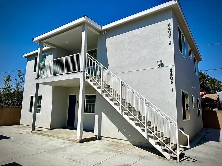 4405 Hungerford St — Photo 3