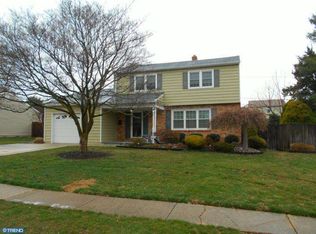 10 Tatlow Ln, New Castle, DE 19720