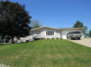 2005 Spencer St, Grinnell, IA 50112