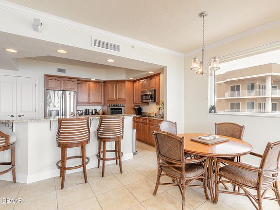 5th image of 2901 Atlantic Ave #501