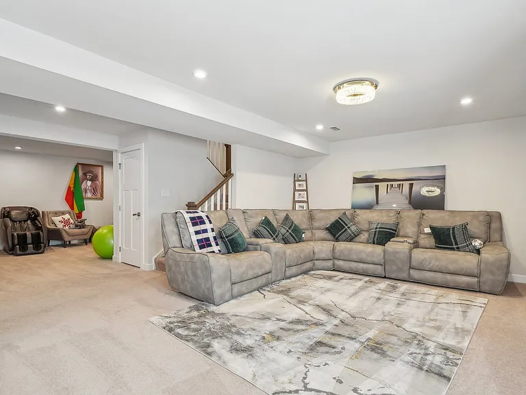 16007 Cambria Cove Blvd — Photo 16
