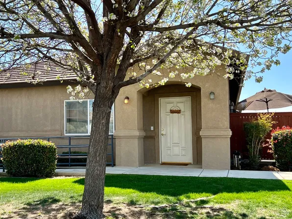 2979p -097.1- 721 Meadow Grove Ct. MG, 721 Meadow Grove Ct #C, Bakersfield, CA 93308