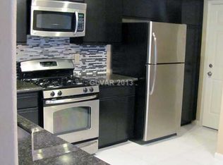 7020 Bright Springs Spanish Trail, Las Vegas, NV 89113