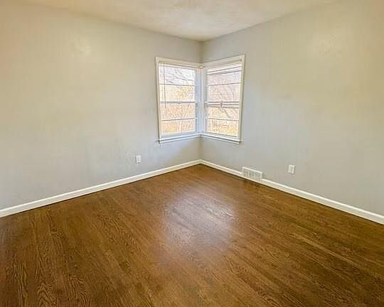 3rd image of 6876 Sni A Bar Rd