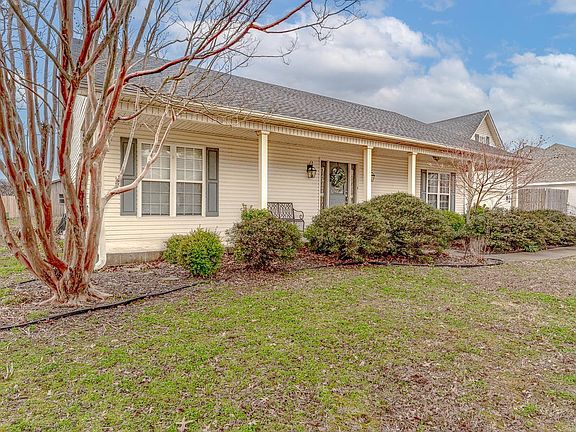 2nd image of 103 Key Cir