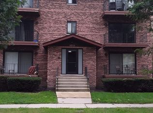 5713 106th St APT 2W, Chicago Ridge, IL 60415