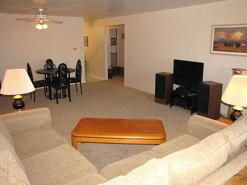 5th image of 120 Collen Dr #222