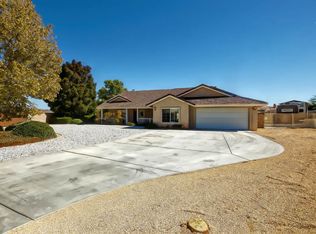 13233 Cuyamaca Rd, Apple Valley, CA 92308