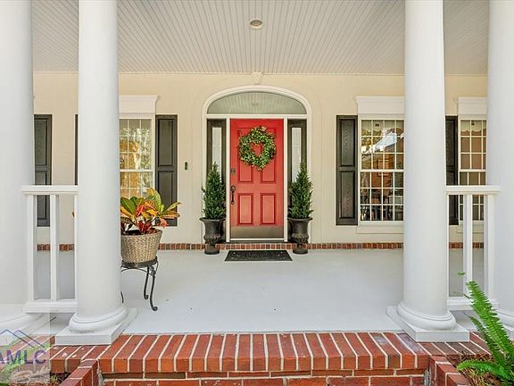 5th image of 262 Mingarry Dr