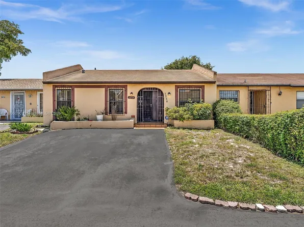 3034 NW 204th Ter, Miami Gardens, FL 33056