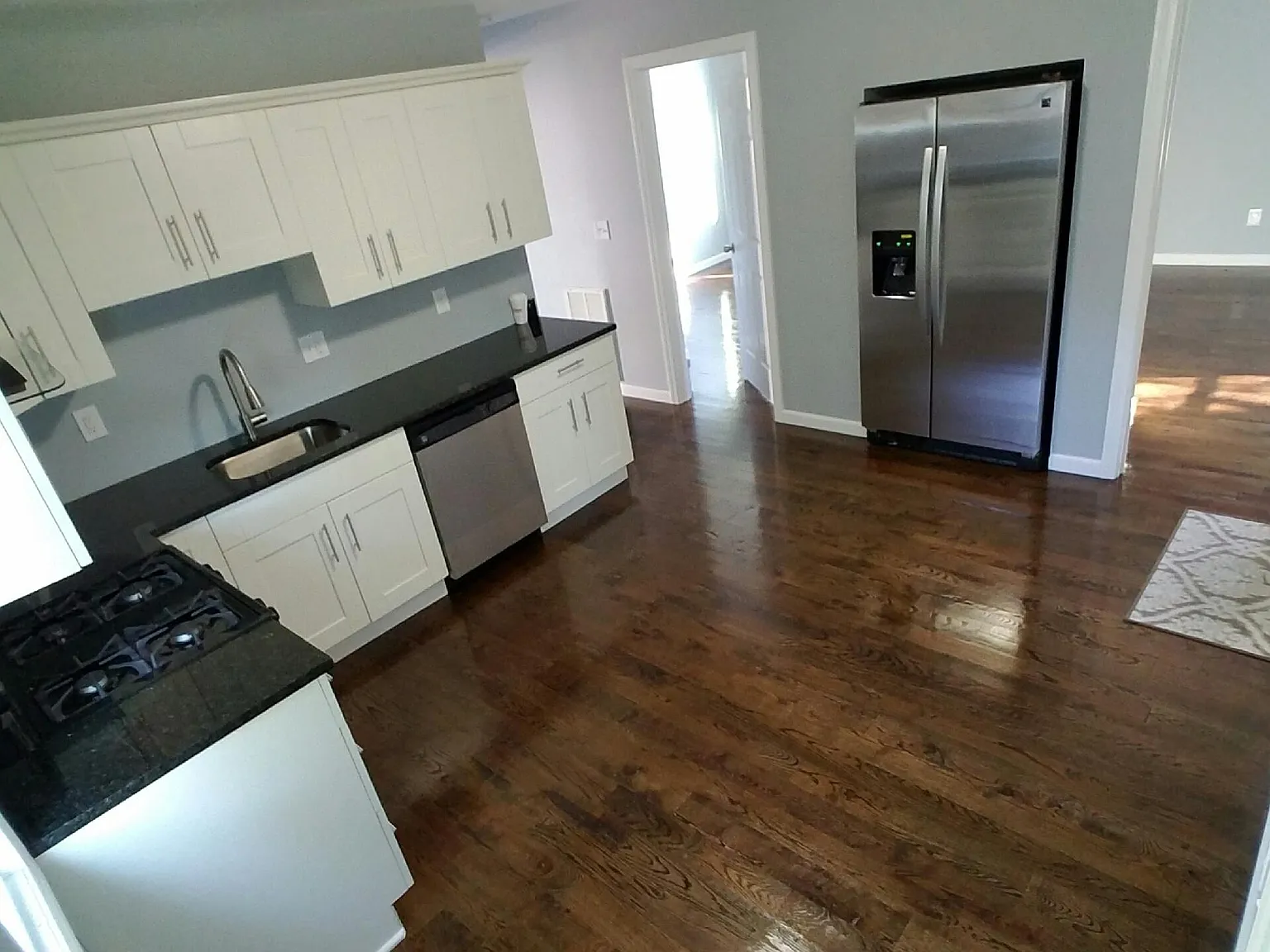 466 Burritt Ave — Photo 2