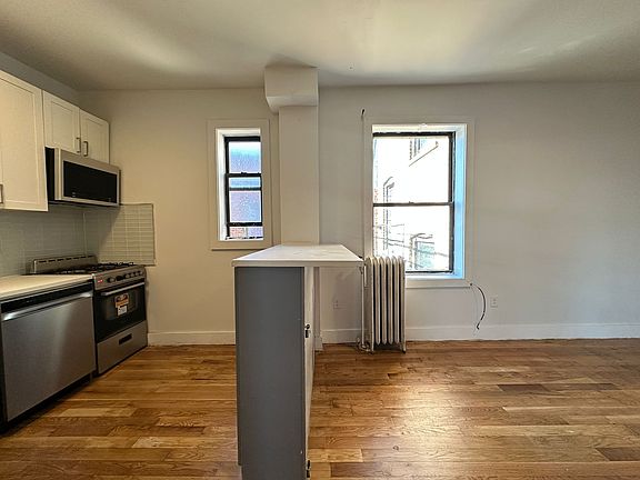 4th image of 565 Bergen Ave APT 51