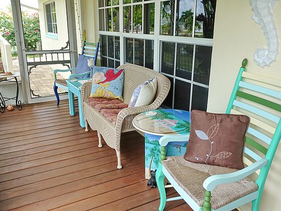 Screened front porch