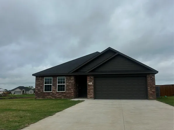 3147 Seabiscuit St, Durant, OK 74701