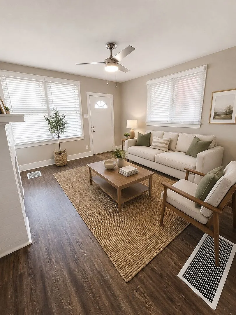 House for Rent * Pet Friendly * Amazing Location in Dormont * Available Now * Spacious & Renovated — Photo 2