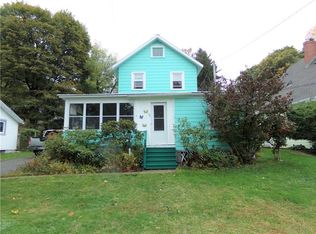 541 Forest Lawn Rd, Webster, NY 14580