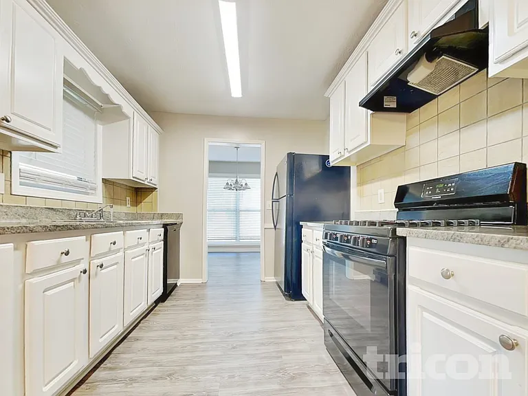 3395 Sheree Trl — Photo 6