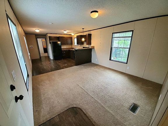 2nd image of 517 Highland Dr