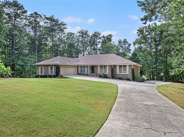 3207 Greenhill Dr, Villa Rica, GA 30180