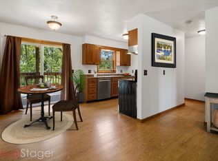 1895 E Shore Dr #B1, Lansing, NY 14882