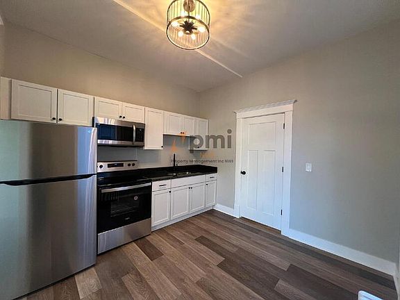 4th image of 509 E Commercial Ave APT 8