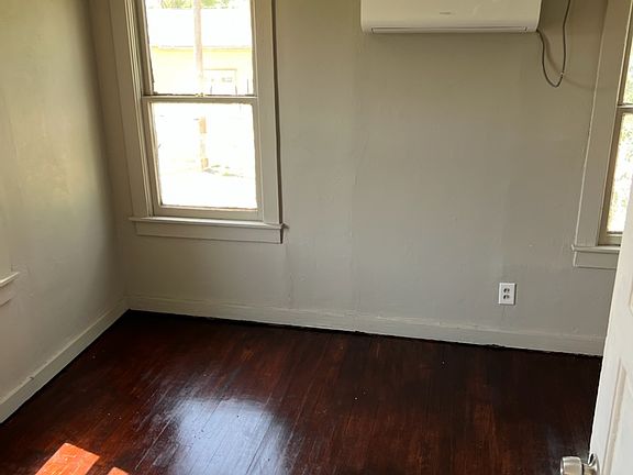 4th image of 411 S Virginia St #B