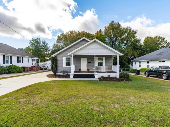 307 E J St, Erwin, NC 28339