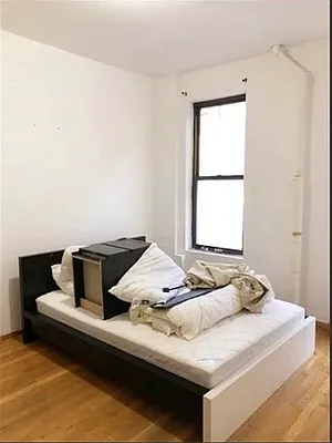 Rented by Compass | media 22