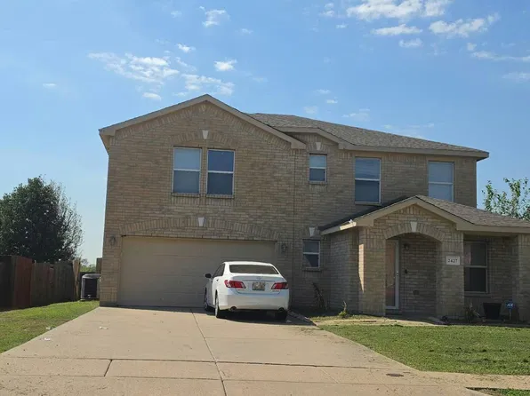 2427 Silverado Trl, Grand Prairie, TX 75052