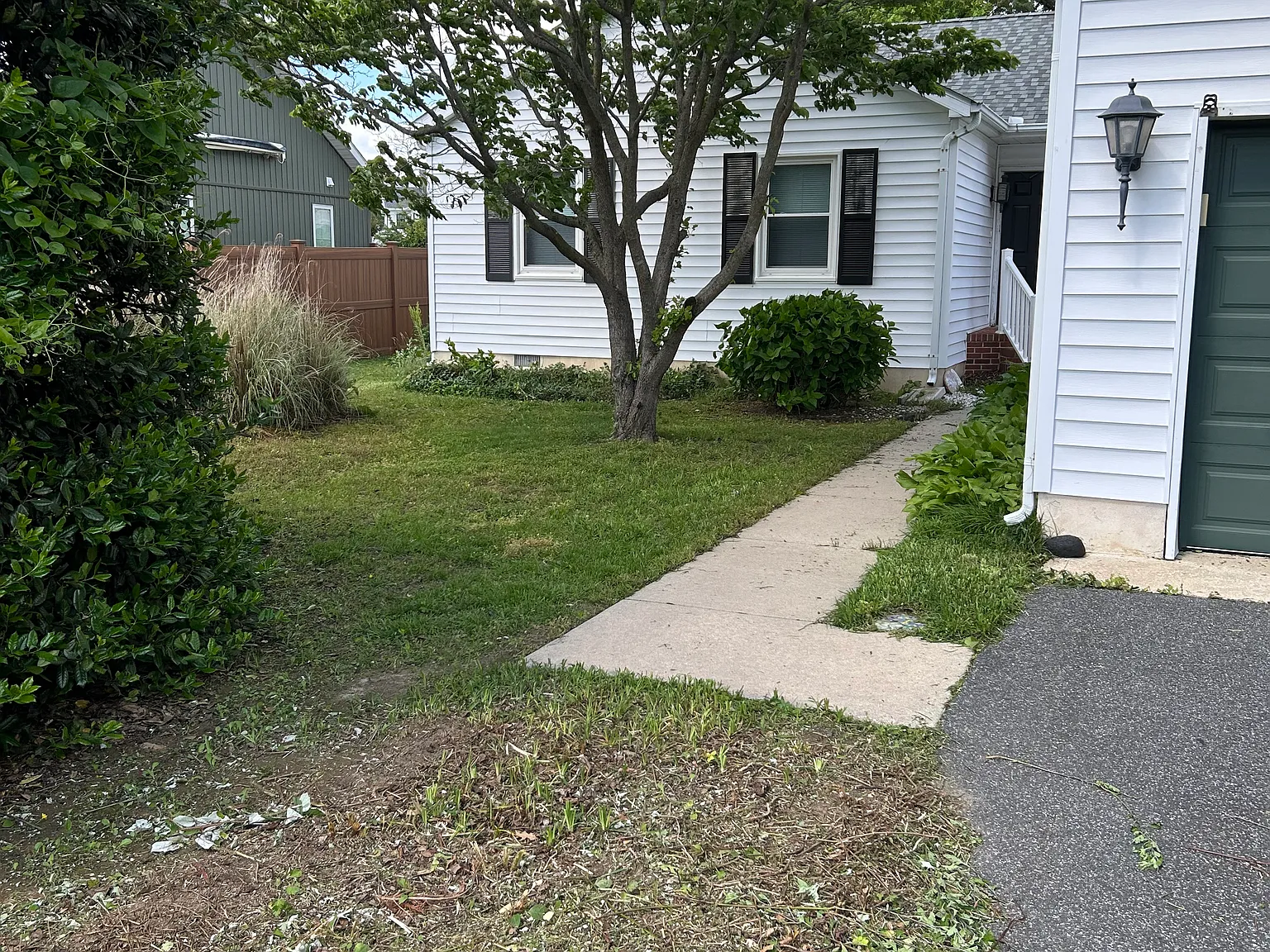 3 bed, 2.5 bath, 1524 sqft, $2,499 — Photo 2