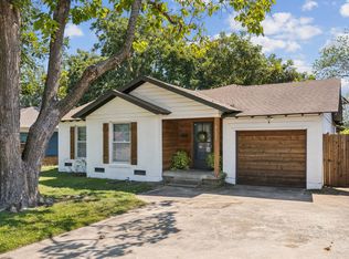 8620 Woodcastle Dr, Dallas, TX 75217