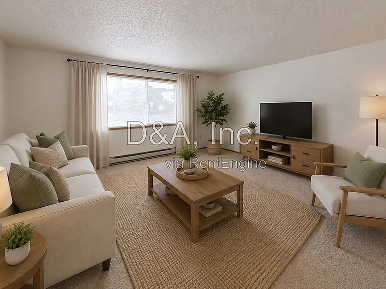 605 NW Kings Blvd #2 — Photo 2