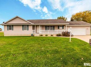 100 N Ellen Ave, Princeville, IL 61559