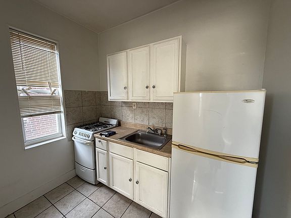 2nd image of 7208 Torresdale Ave Floor 2
