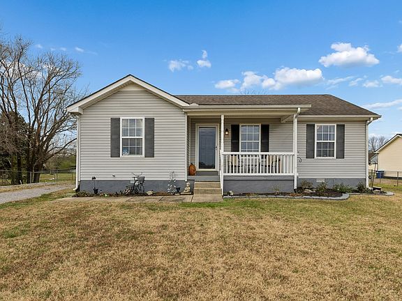 2nd image of 1815 Thompson Rd