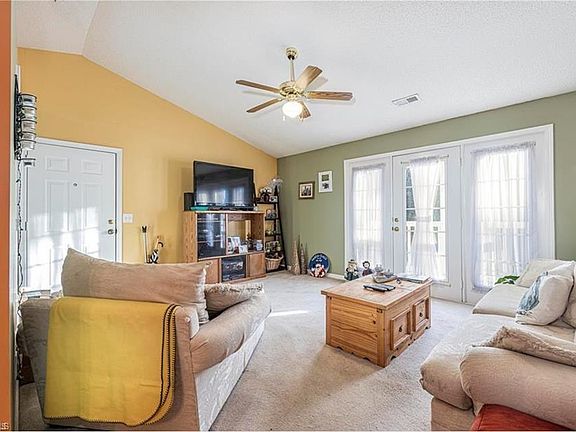 5th image of 5801 Battery Dr Unit 3C