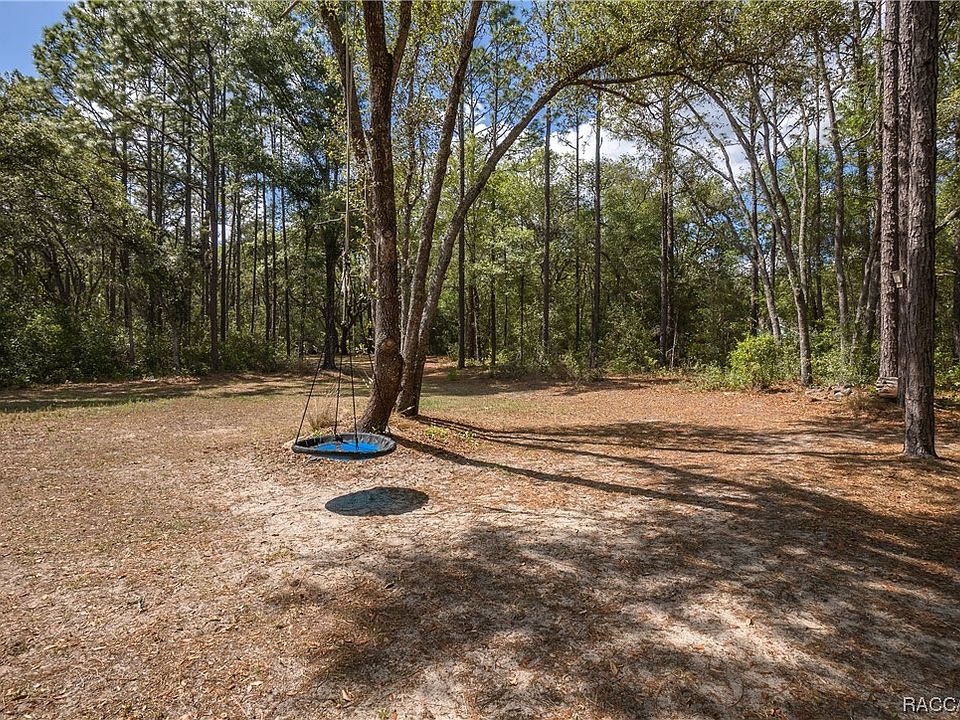 1st image of 10064 N Athenia Dr