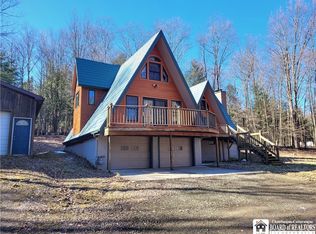 3040 Salisbury Rd, Jamestown, NY 14701