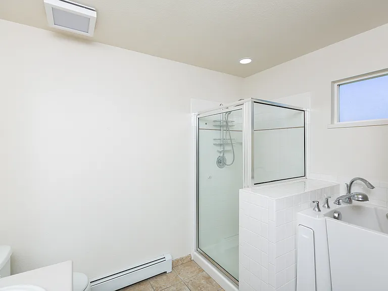 528 Park Ridge Ct — Photo 38