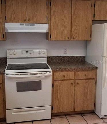 3rd image of 3637 Meriden Ave APT B