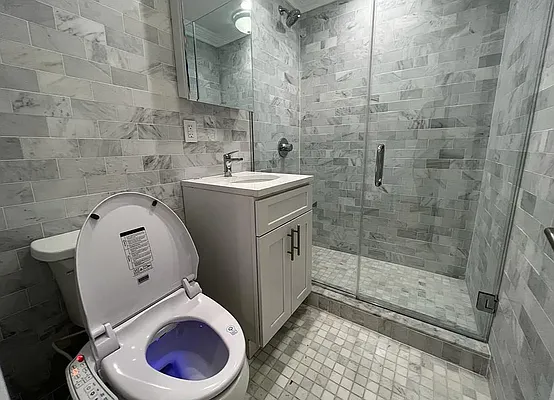 Rented by Silver Line Realty Group NY LLC | media 9