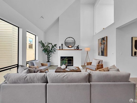 5th image of 35 Moulton St #2
