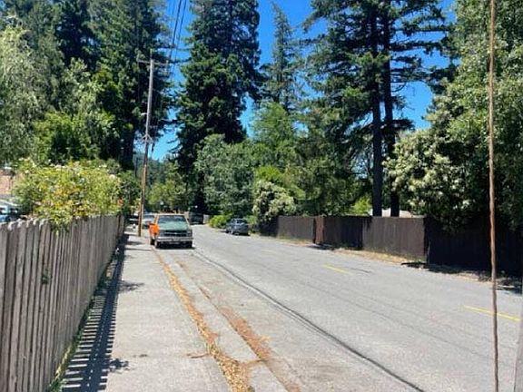 4th image of 408 Briceland Rd