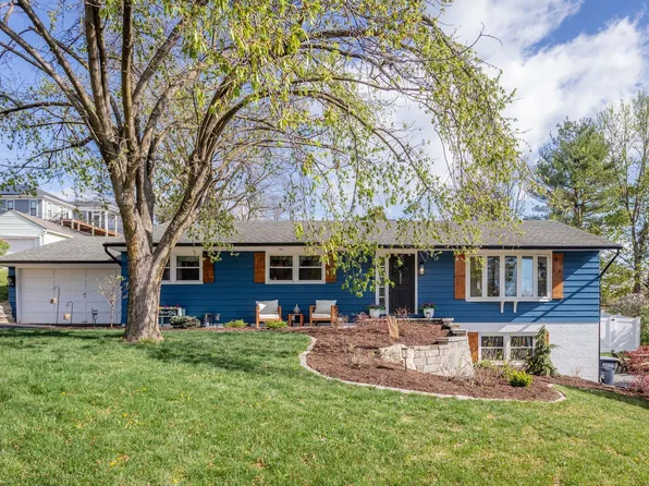 1254 W Dogwood Dr, Harrisonburg, VA 22802