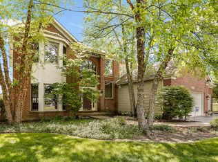 6N785 Colonel Bennett Ln, St Charles, IL