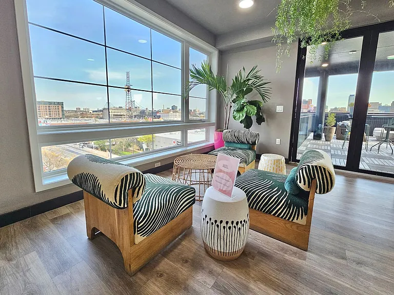 Building's Lounge