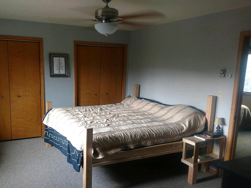 Please note this rental will NOT be furnished; this photo sh