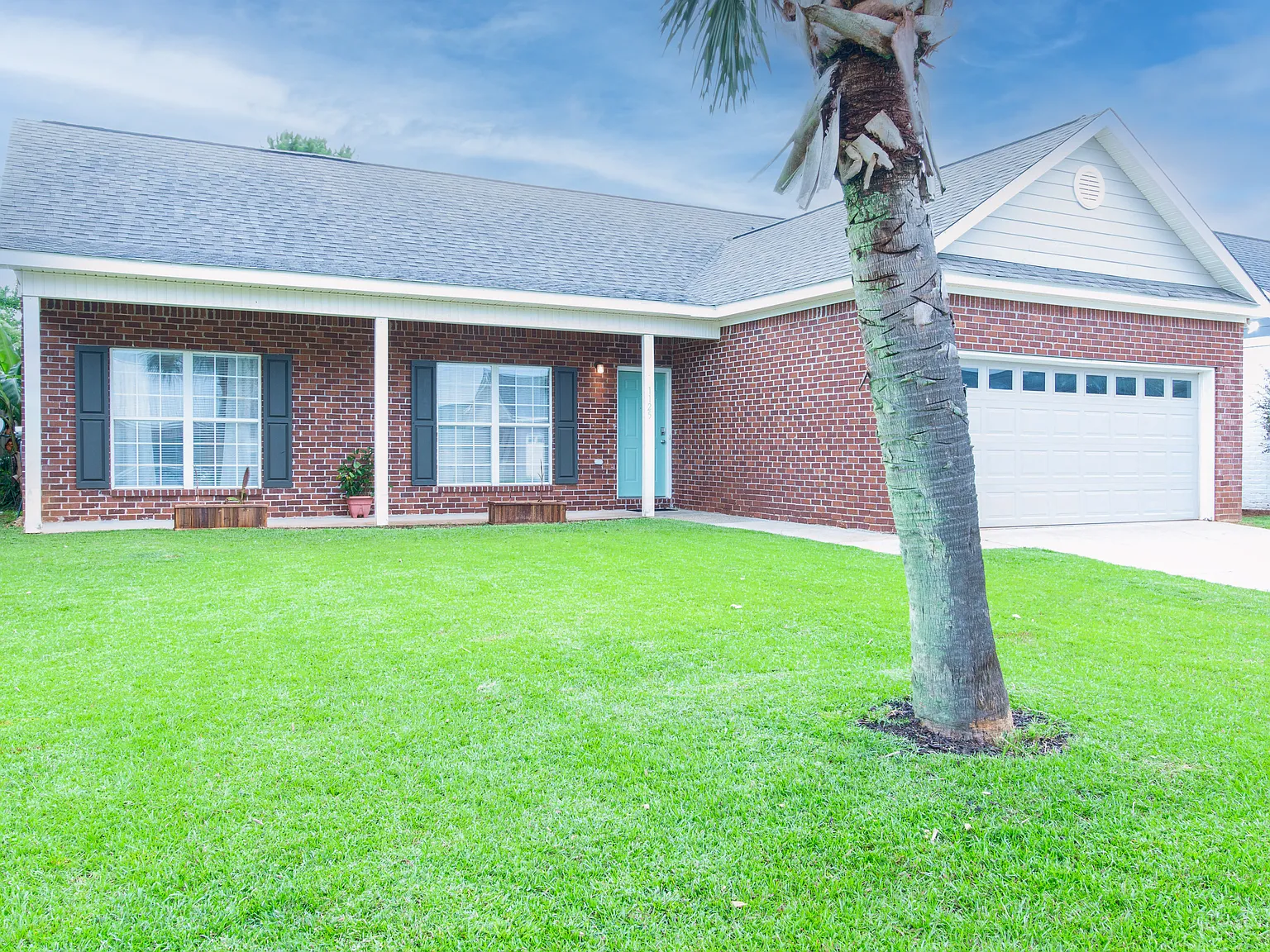 3 bed, 1650 sqft, $3,000 — Photo 1
