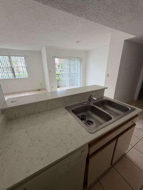 1285 SW 46th Avenue #2709, photo 2