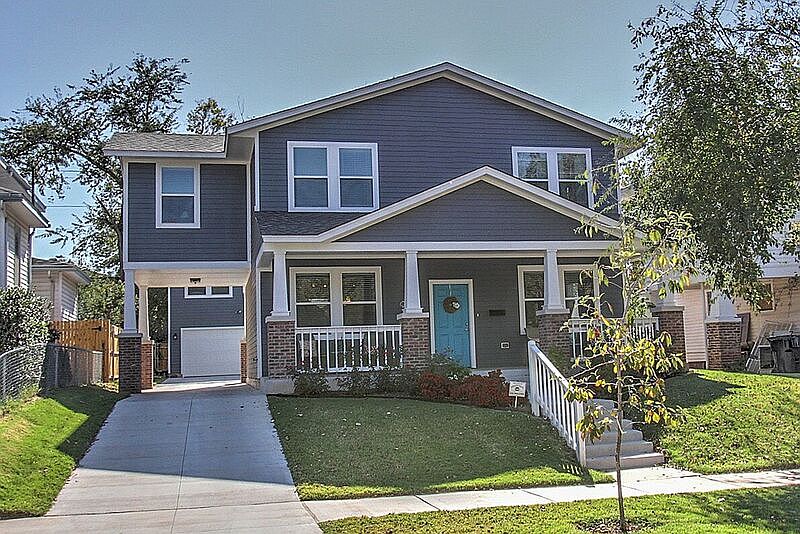 1st image of 322 NE 15th St